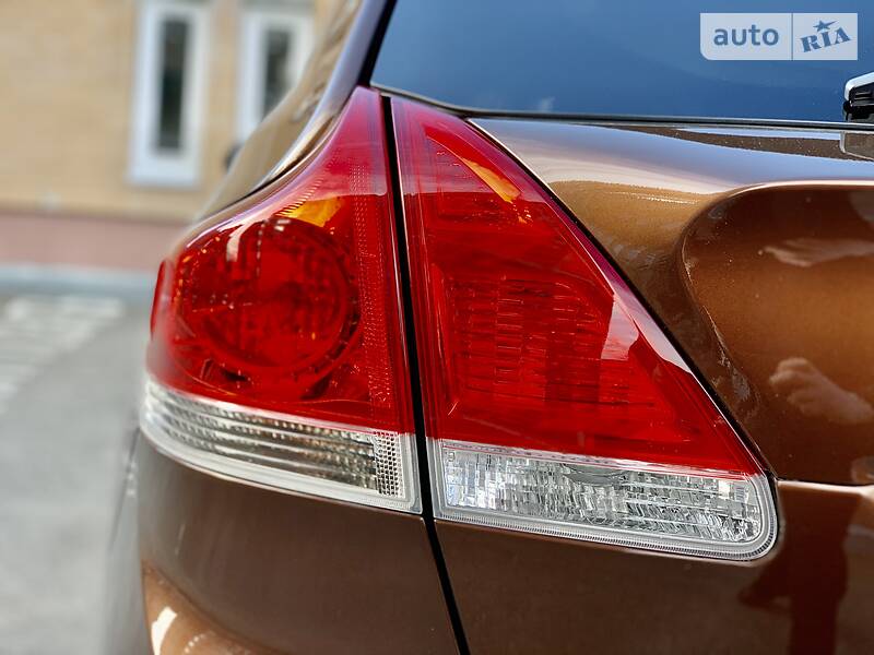 Універсал Toyota Venza 2010 в Києві