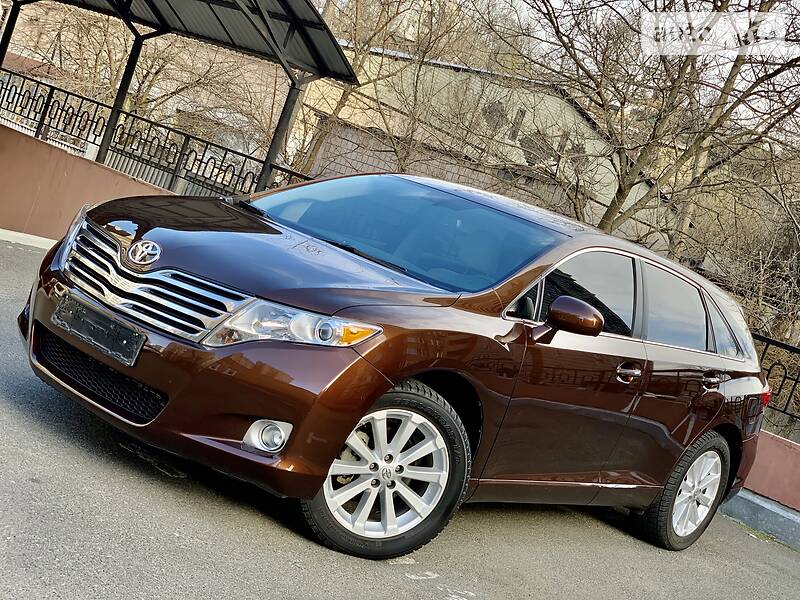 Універсал Toyota Venza 2010 в Києві