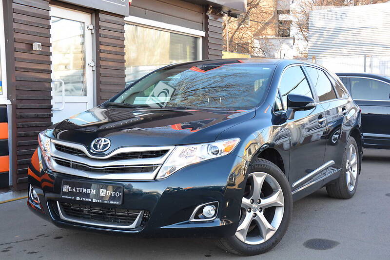 Позашляховик / Кросовер Toyota Venza 2015 в Одесі