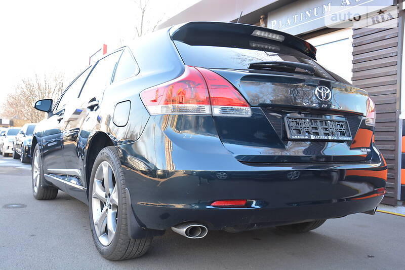Позашляховик / Кросовер Toyota Venza 2015 в Одесі