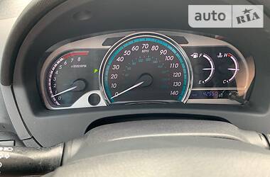 Позашляховик / Кросовер Toyota Venza 2014 в 