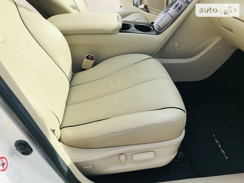 Внедорожник / Кроссовер Toyota Venza 2014 в Одессе