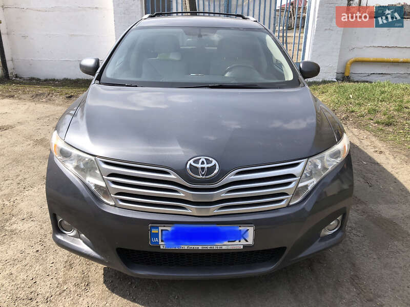 Позашляховик / Кросовер Toyota Venza 2010 в Києві