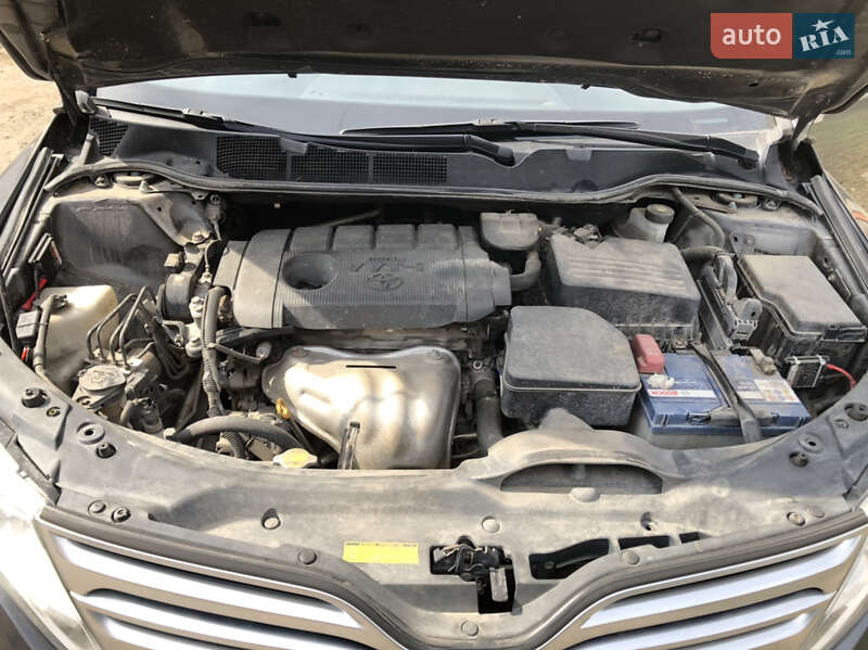 Позашляховик / Кросовер Toyota Venza 2010 в Києві