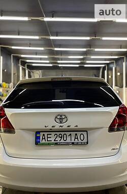 Универсал Toyota Venza 2013 в Днепре