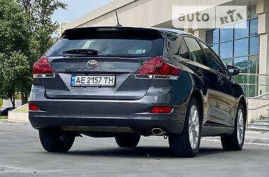 Позашляховик / Кросовер Toyota Venza 2013 в Дніпрі