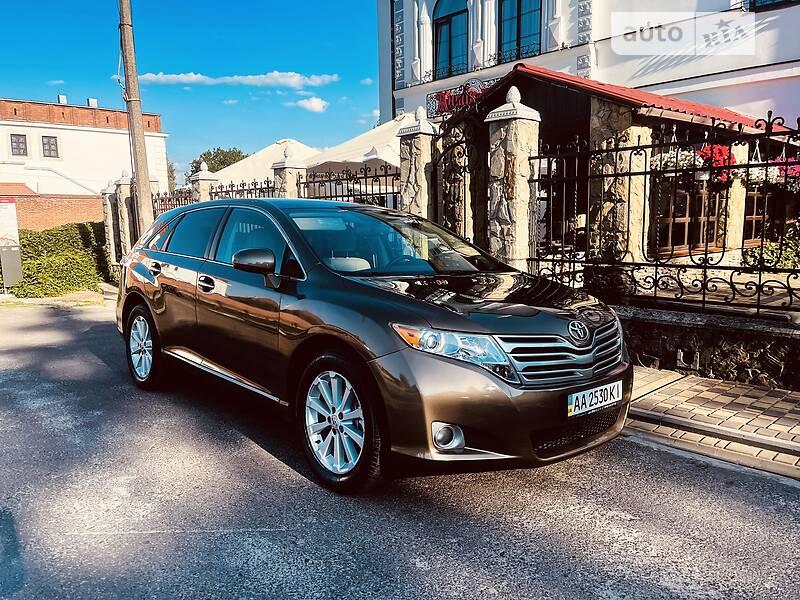 Внедорожник / Кроссовер Toyota Venza 2011 в Дубно