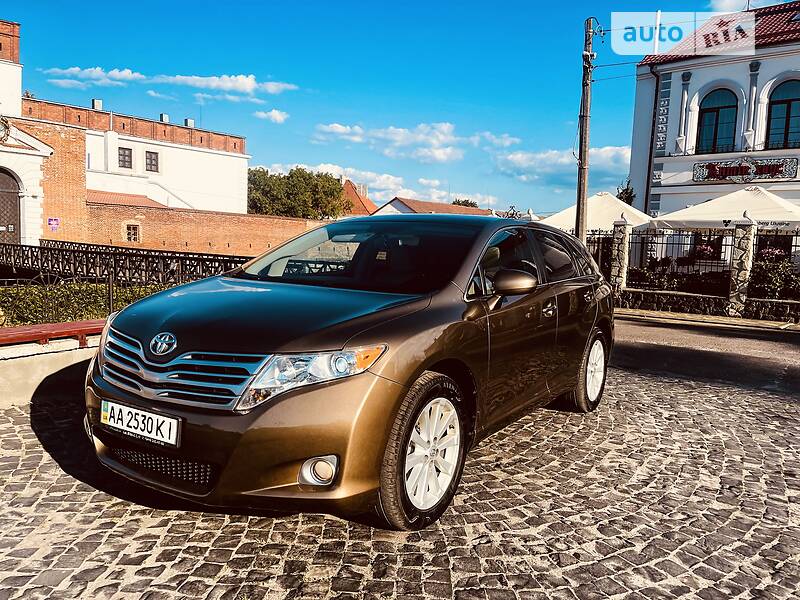 Внедорожник / Кроссовер Toyota Venza 2011 в Дубно