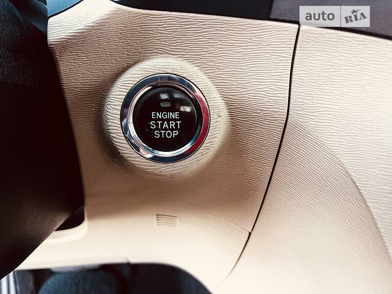 Внедорожник / Кроссовер Toyota Venza 2011 в Дубно