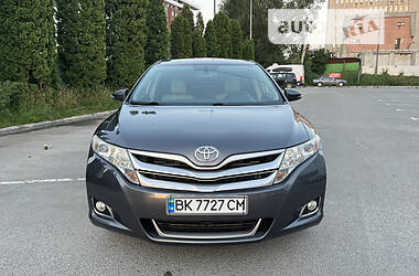 Внедорожник / Кроссовер Toyota Venza 2015 в Тернополе