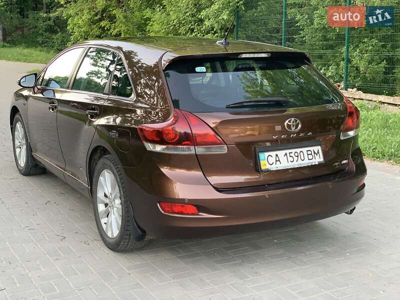 Внедорожник / Кроссовер Toyota Venza 2013 в Киеве фото 4 Внедорожник / Кроссовер Toyota Venza 2013 в Киеве
