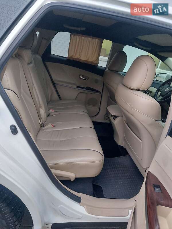 Внедорожник / Кроссовер Toyota Venza 2013 в Киеве