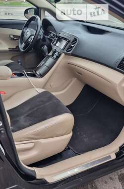 Внедорожник / Кроссовер Toyota Venza 2014 в 