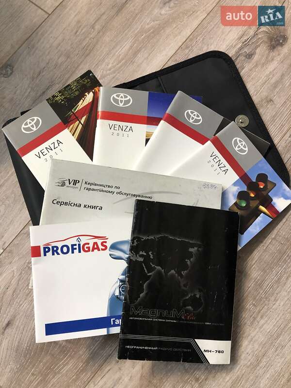 Позашляховик / Кросовер Toyota Venza 2011 в Миколаєві