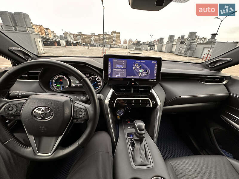 Позашляховик / Кросовер Toyota Venza 2021 в Києві