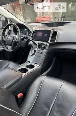 Позашляховик / Кросовер Toyota Venza 2013 в Тернополі