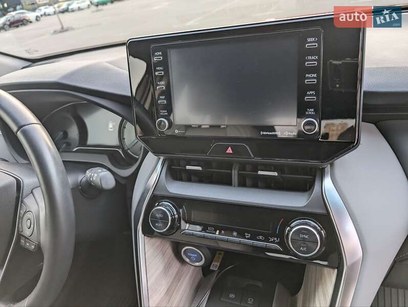 Внедорожник / Кроссовер Toyota Venza 2021 в Киеве