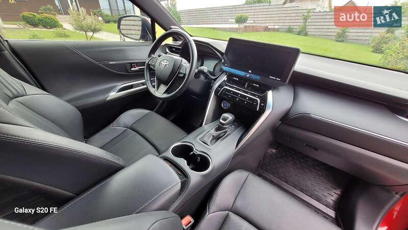 Позашляховик / Кросовер Toyota Venza 2021 в Дніпрі