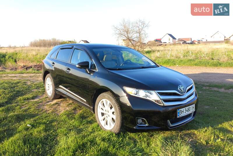Внедорожник / Кроссовер Toyota Venza 2012 в Одессе