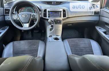 Внедорожник / Кроссовер Toyota Venza 2012 в Луцке