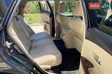 Внедорожник / Кроссовер Toyota Venza 2015 в 