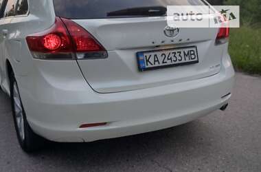 Позашляховик / Кросовер Toyota Venza 2014 в Лубнах