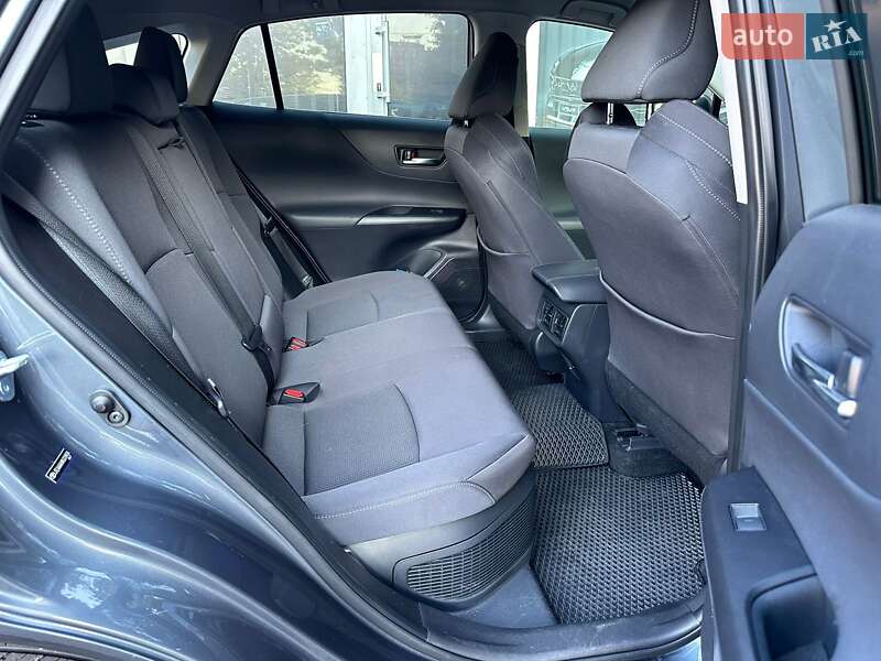 Позашляховик / Кросовер Toyota Venza 2020 в Києві