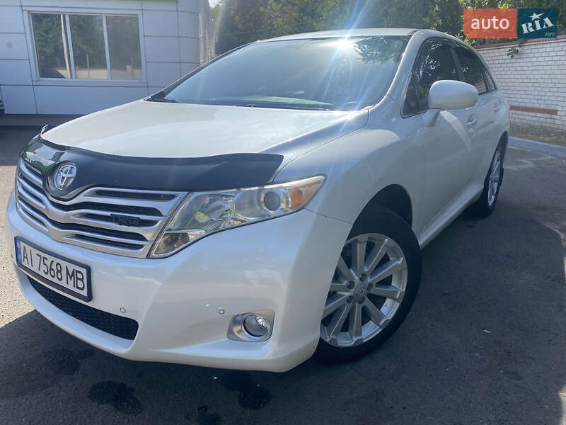 Внедорожник / Кроссовер Toyota Venza 2010 в Черкассах