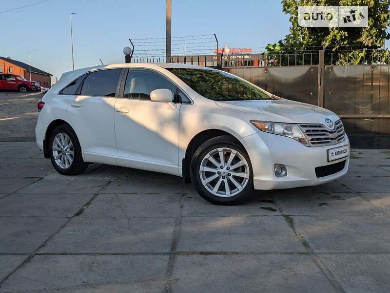 Позашляховик / Кросовер Toyota Venza 2010 в Києві