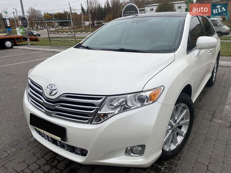 Позашляховик / Кросовер Toyota Venza 2011 в Харкові