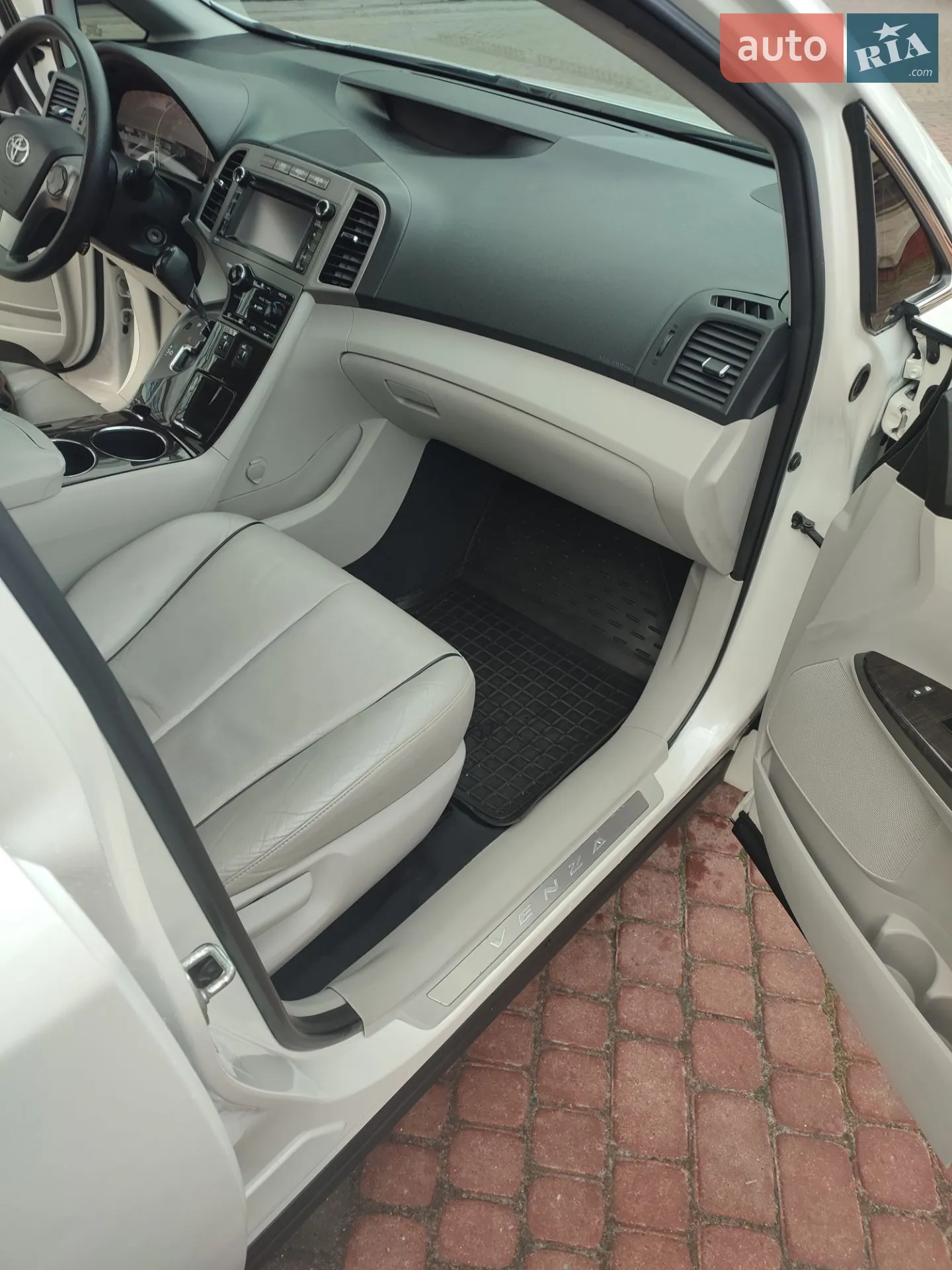 2013 Toyota Venza - мініатюра 16