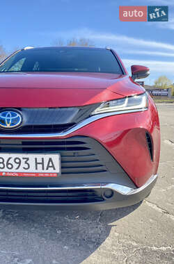 Позашляховик / Кросовер Toyota Venza 2020 в Києві