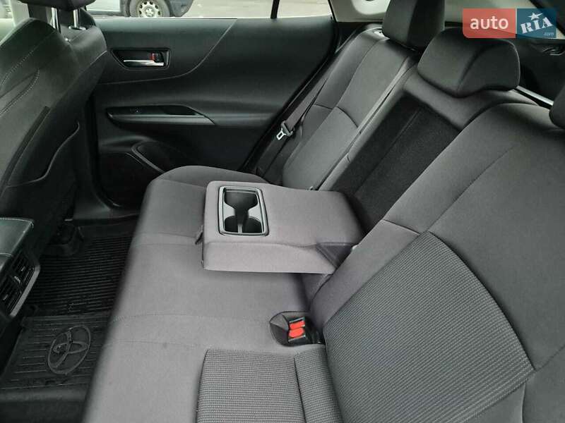 Позашляховик / Кросовер Toyota Venza 2020 в Харкові