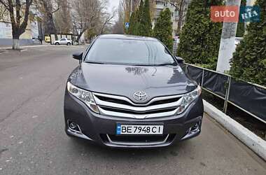 Позашляховик / Кросовер Toyota Venza 2015 в Миколаєві