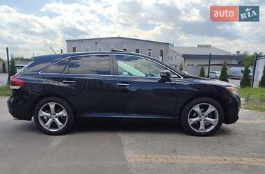 Позашляховик / Кросовер Toyota Venza 2014 в Луцьку