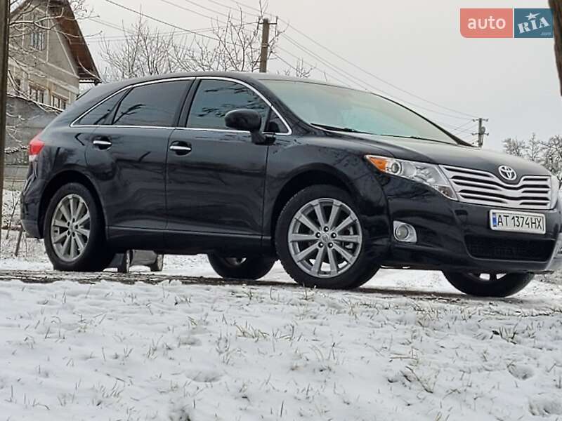 Внедорожник / Кроссовер Toyota Venza 2011 в Ивано-Франковске