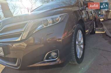 Позашляховик / Кросовер Toyota Venza 2013 в Кривому Розі