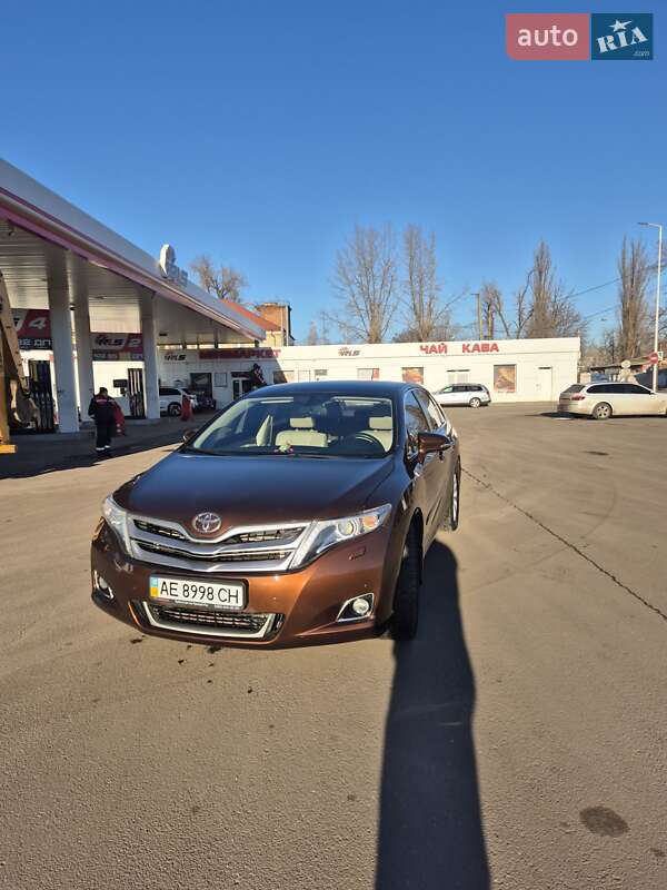 Позашляховик / Кросовер Toyota Venza 2013 в Кривому Розі