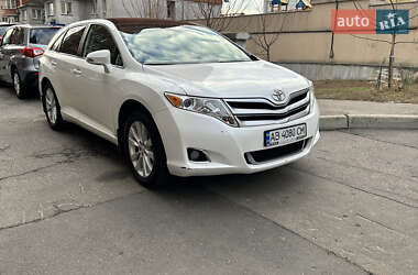 Позашляховик / Кросовер Toyota Venza 2012 в Києві