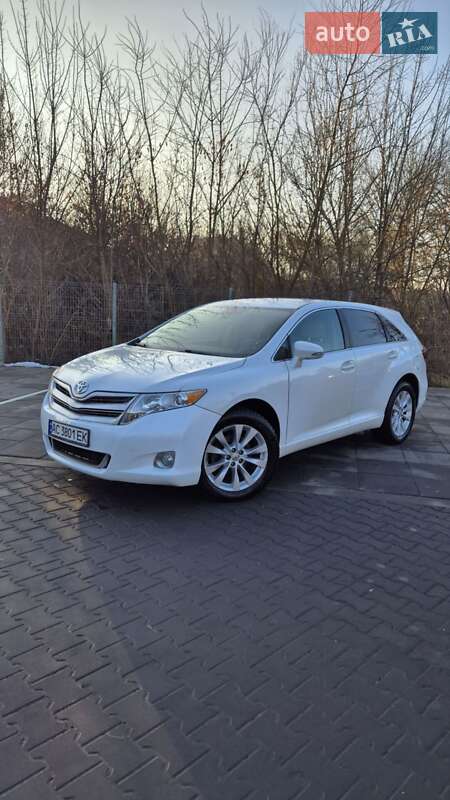 Внедорожник / Кроссовер Toyota Venza 2013 в Луцке