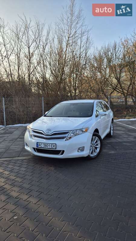 Внедорожник / Кроссовер Toyota Venza 2013 в Луцке