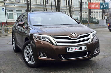 Внедорожник / Кроссовер Toyota Venza 2013 в Киеве