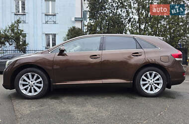 Позашляховик / Кросовер Toyota Venza 2013 в Києві