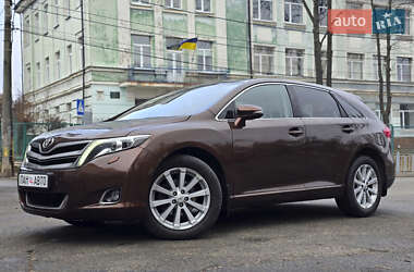 Позашляховик / Кросовер Toyota Venza 2013 в Києві