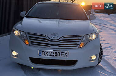 Позашляховик / Кросовер Toyota Venza 2011 в Сарнах