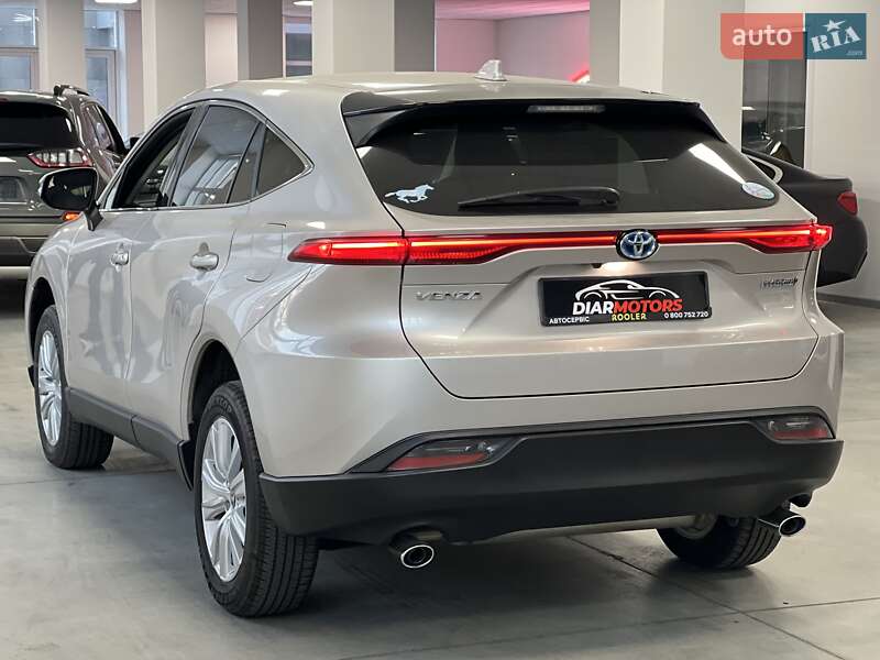 Позашляховик / Кросовер Toyota Venza 2021 в Полтаві