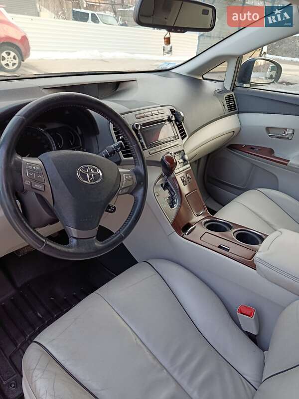 Внедорожник / Кроссовер Toyota Venza 2011 в Бориславе