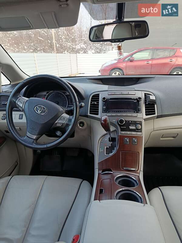 Внедорожник / Кроссовер Toyota Venza 2011 в Бориславе