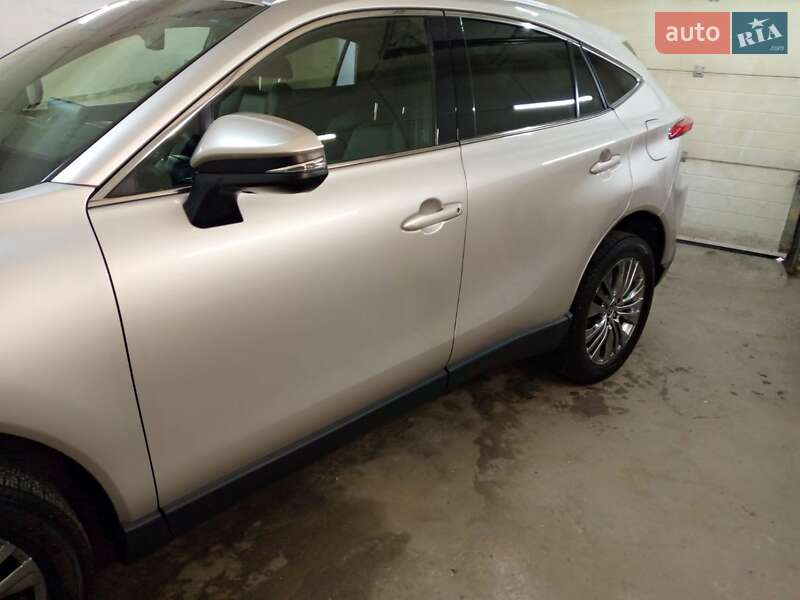 Позашляховик / Кросовер Toyota Venza 2022 в Львові