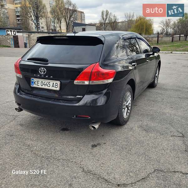 Позашляховик / Кросовер Toyota Venza 2010 в Кам'янському